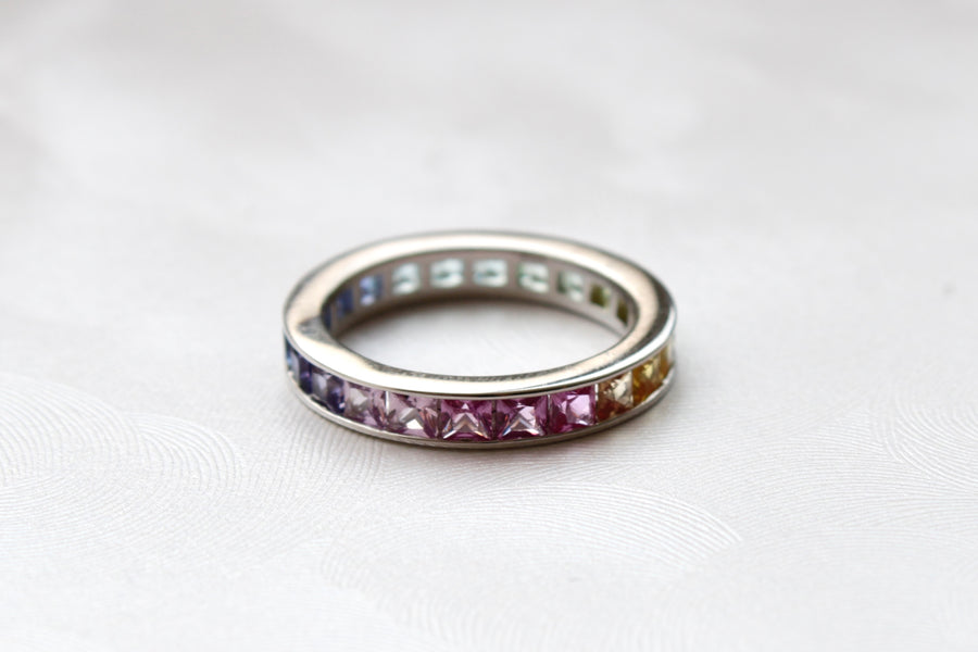 RAINBOW SAPPHIRE RING