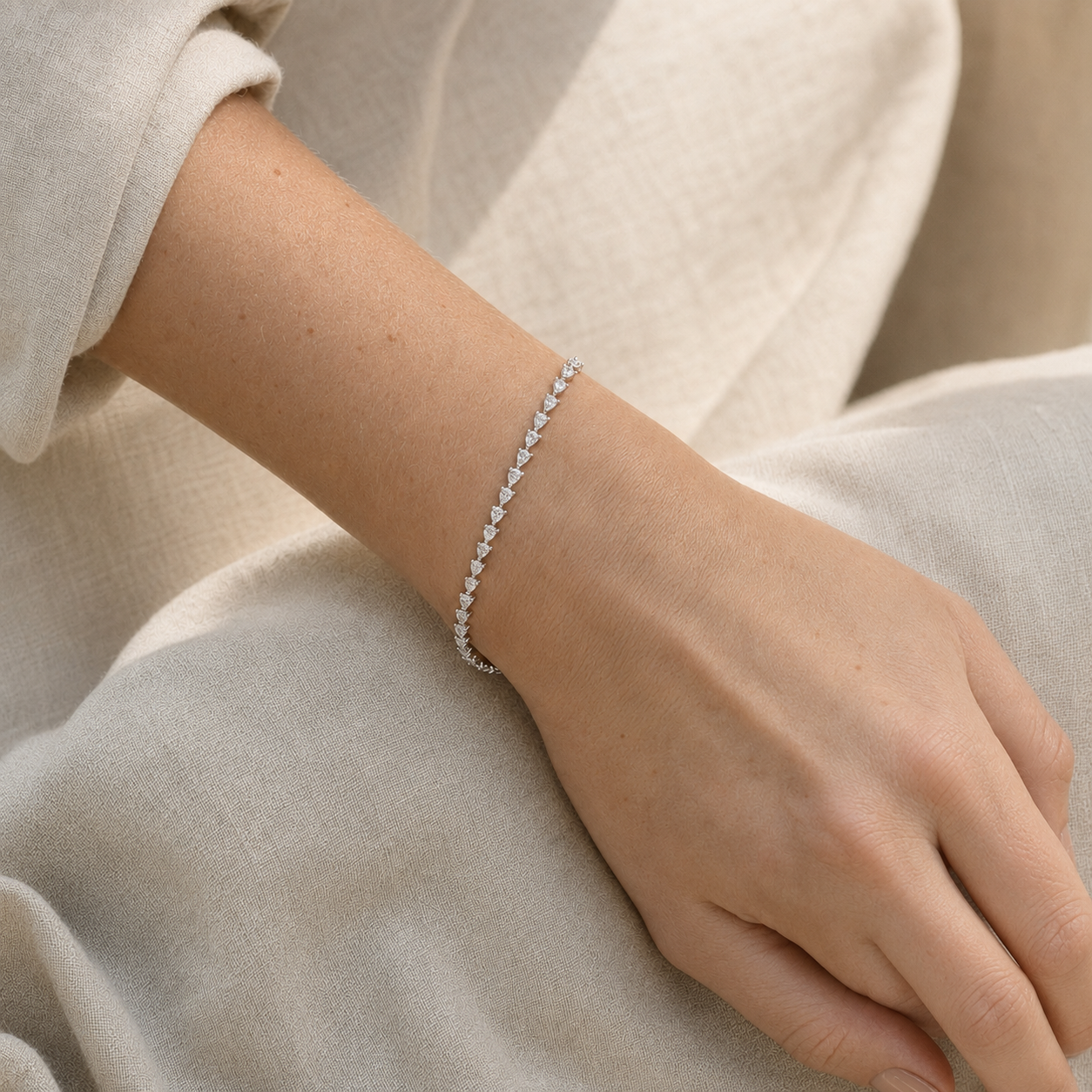 Pear cut tennis bracelet