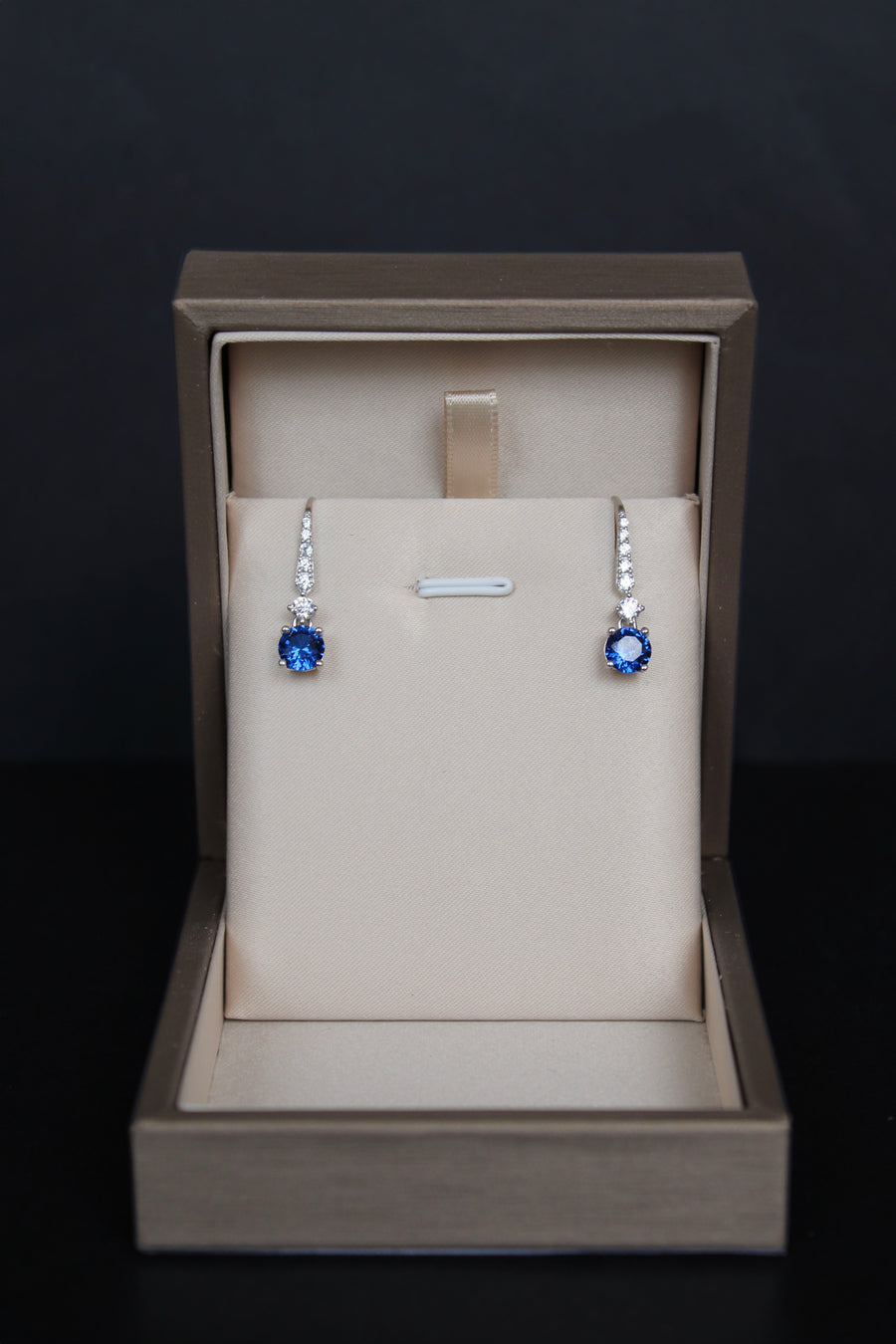 Natural Kashmir Sapphire Pendants with clear lab diamonds (most exotic sapphire in the world)