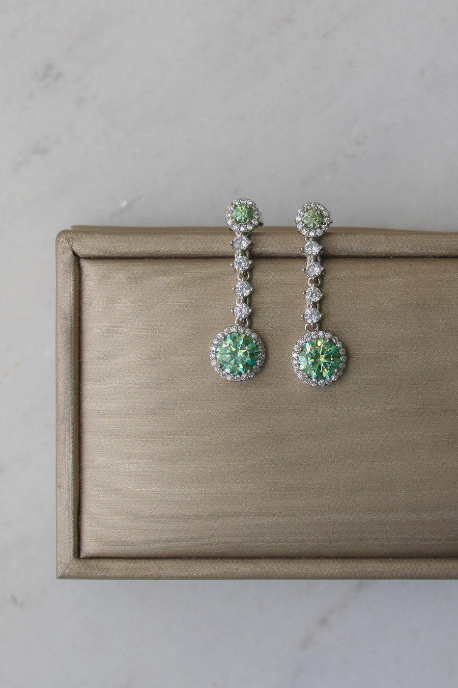 “Véronique” — The RARE VIVID GREEN moissanite drop.