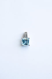 Isla Aquamarine Pendant — Maison ÉLAN fine jewelry