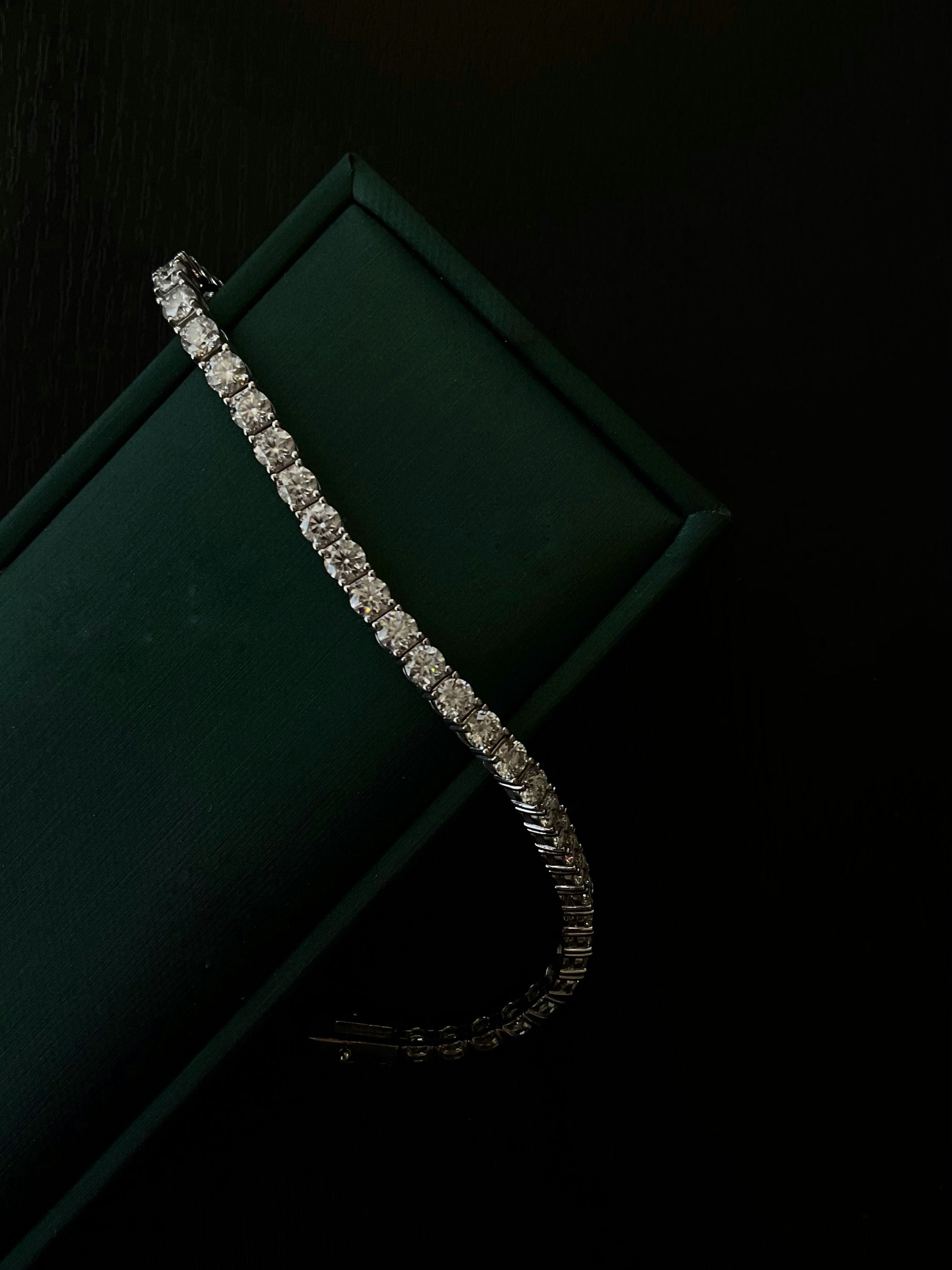 Lab Diamond Tennis Bracelet (4mm) 15.5 cm long