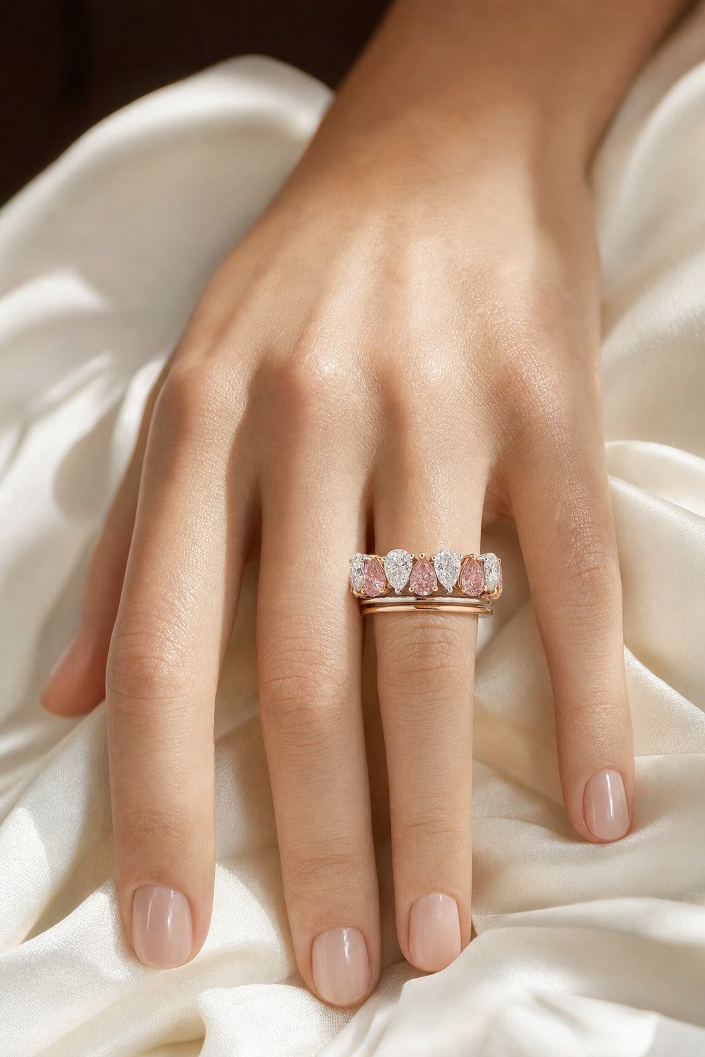Évadne — Fancy Pink & White Diamonds Band — Maison ÉLAN — worn
