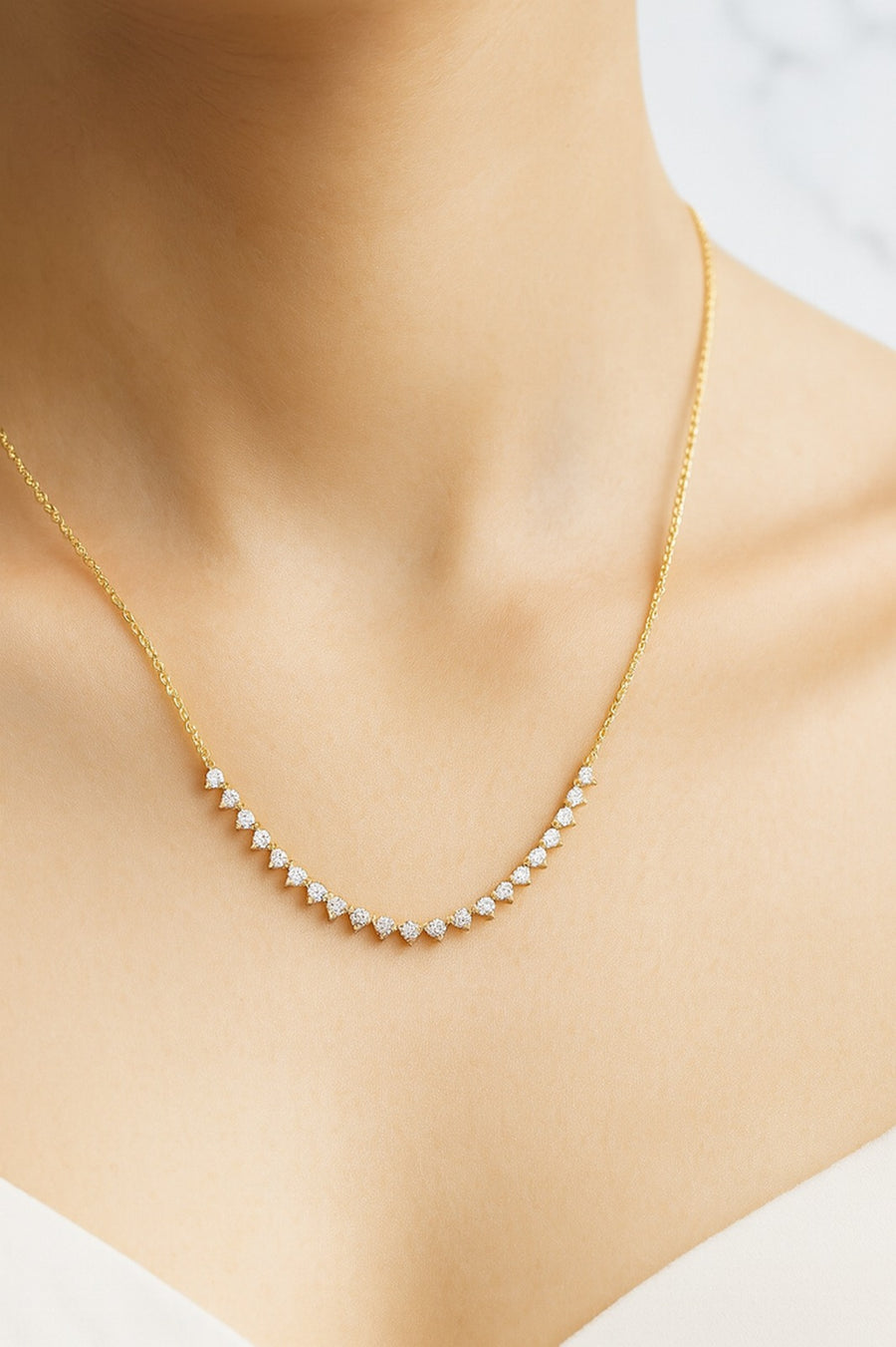 Léna — 0.9 CTW Round Diamond Necklace — Maison ÉLAN fine jewelry