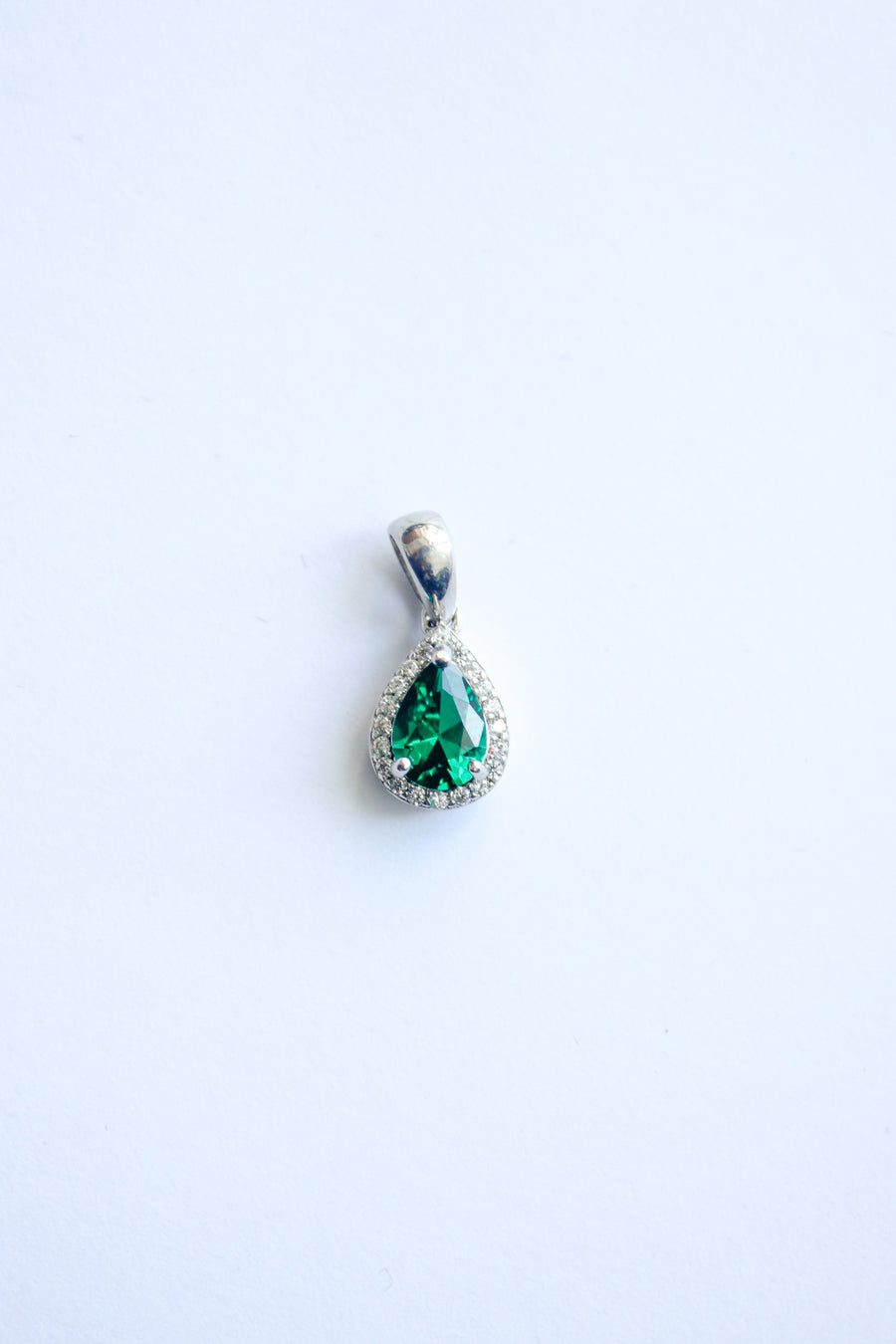 Esmée Emerald Teardrop Pendant