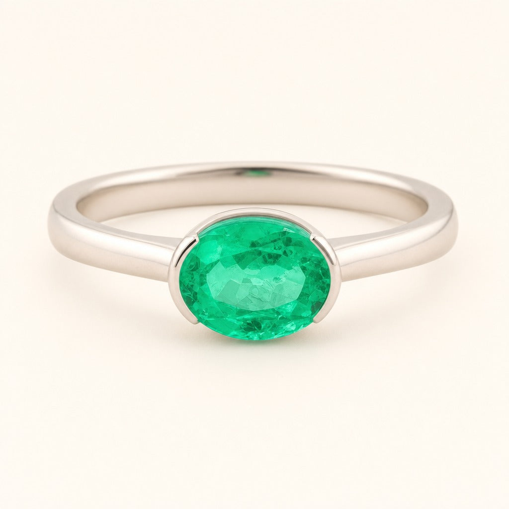 Odette — Lab Emerald Ring — Maison ÉLAN
