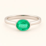 Odette — Lab Emerald Ring — Maison ÉLAN